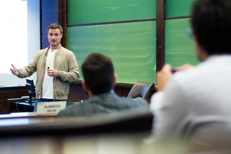 Juan Suárez Trujillo: decidir sin apuro, la base de la educación financiera