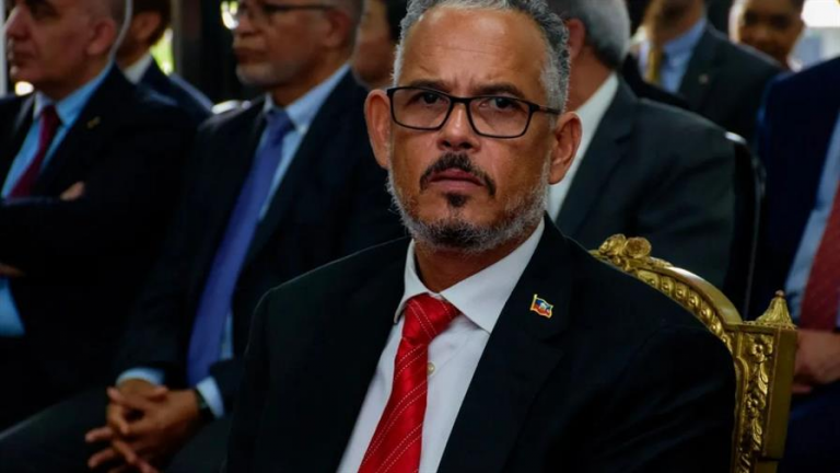 La posible destitución del primer ministro agrava nuevamente la crisis en Haití