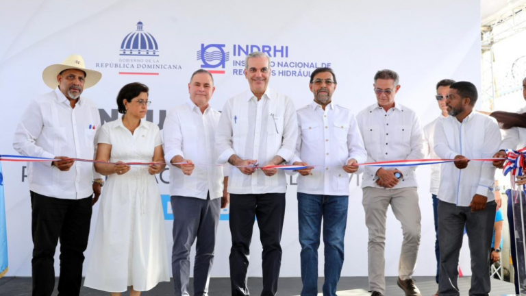 Abinader entrega obras hidráulicas en Dajabón impactando 20,220 tareas y 324 productores agrícolas