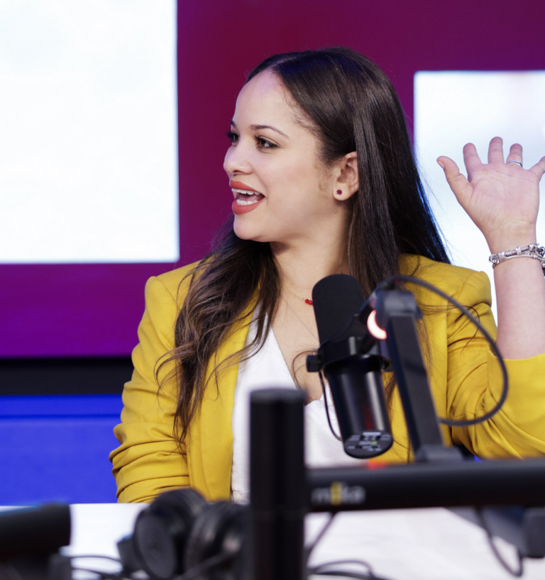 Carmen Taveras denuncia compra de abogados y hostigamiento en su demanda contra Anthony Santos por supuesto hijo juntos