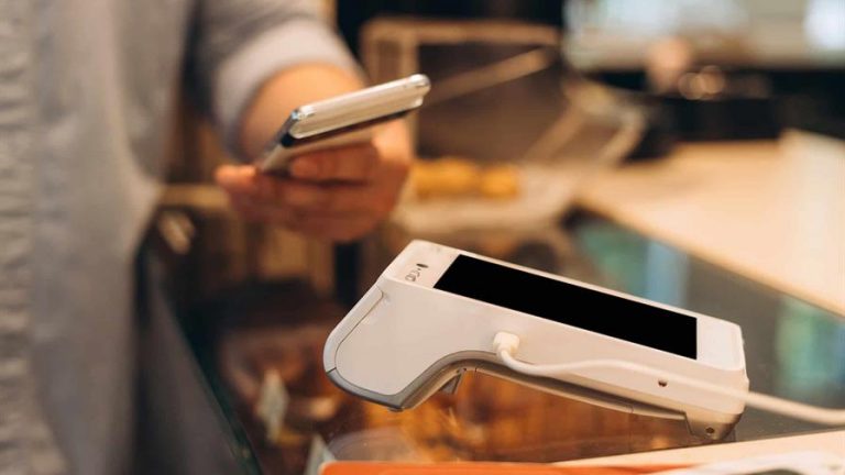 Los pagos electrónicos siguen desplazando el efectivo en República Dominicana