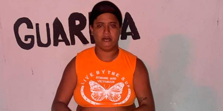 Mujer es apresada por incendiar motocicleta de otra en Navarrete