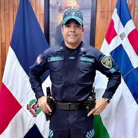 Aclaran que el general Jorge Luis Galán Guerrero no ha sido trasladado de Puerto Plata