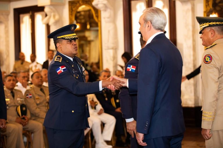 Coronel Ignacio Peña Grullón agradece reconocimiento presidencial por 35 años de servicio a la patria