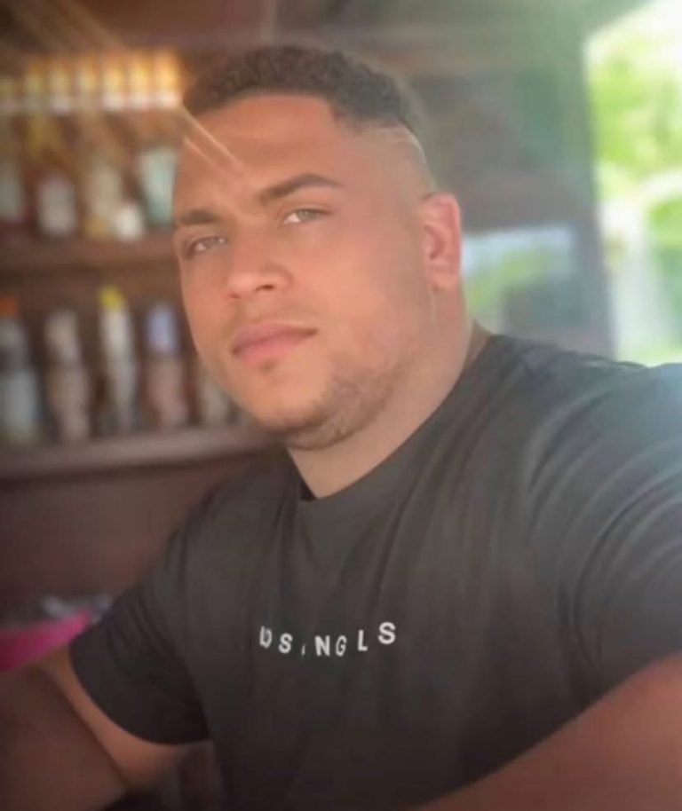 Joven muere en accidente de motocicleta en la carretera Cristóbal Colón, tramo Romerico