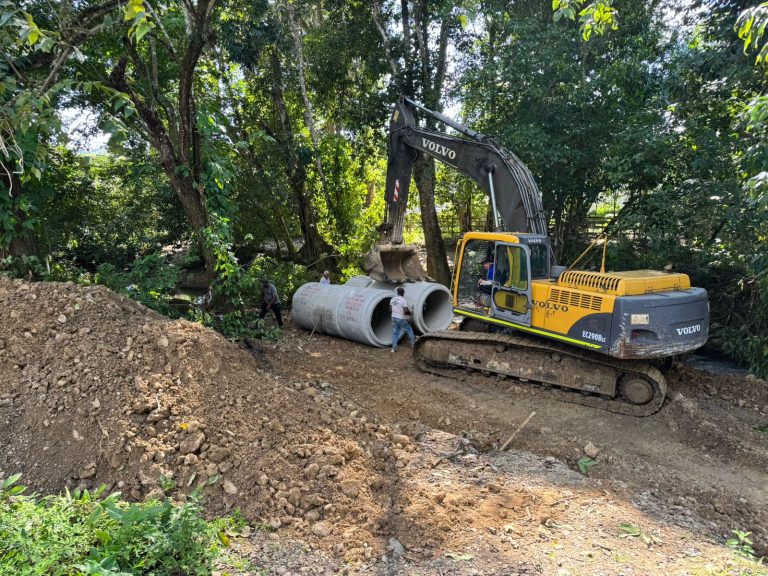 Inician construcción de nuevo puente en Bellavista y comunidad celebra solución a años de riesgos e inundaciones