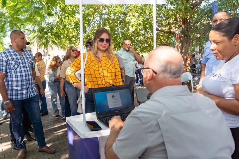Igor Rodríguez encabeza jornada de inscripción del PRM en Imbert y resalta el trabajo en equipo