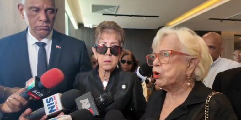 Legisladores del período Albuquerque recuerdan el "Entren To" como un gesto de valentía