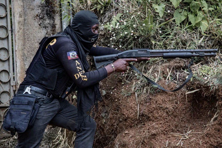 Al menos ocho muertos en una operación policial contra bandas en la capital de Haití