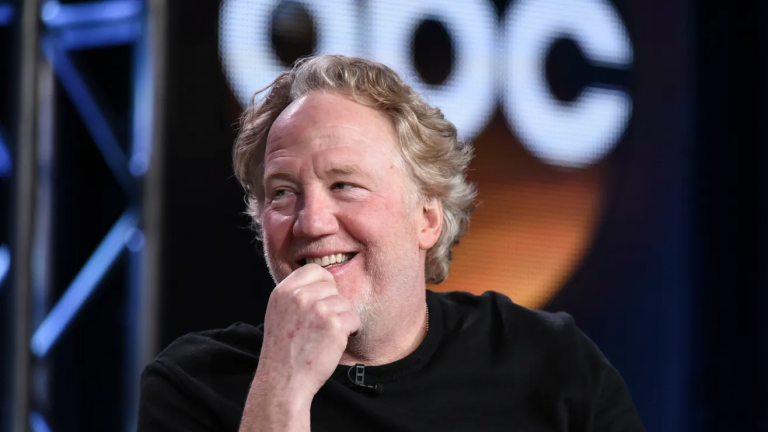 Juzgado imputa al actor Timothy Busfield por cuatro cargos de abuso sexual infantil