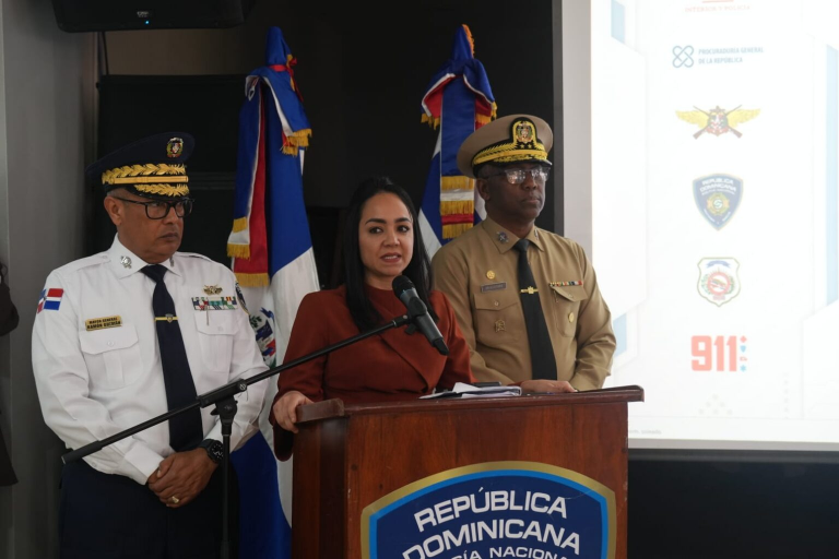 Migración está deportando entre 800 y 900 haitianos irregulares diariamente, según Faride