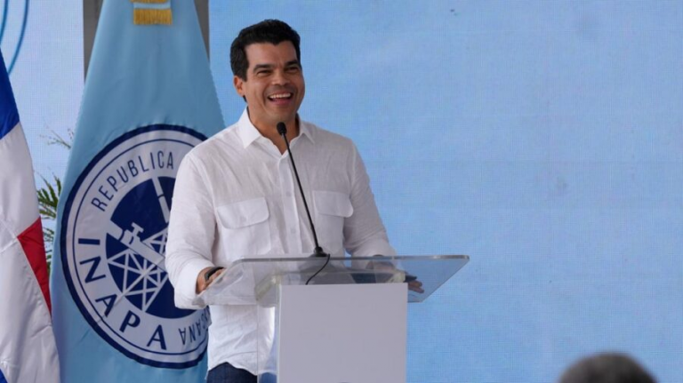 Gobierno inaugura acueducto de Navarrete que abastecerá de agua a más de 150 mil personas