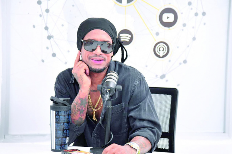 Vakeró: los urbanos se ven como doñitas lanzando indirectas por redes y no en grabación como antes