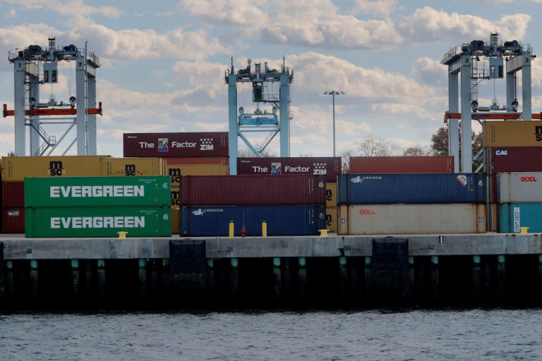 Fallo de la Corte Suprema de Estados Unidos deja en limbo legal aranceles de Donald Trump por USD 175 mil millones