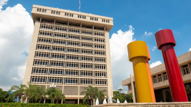 Abinader destaca récord de más de 133 mil nuevos empleos en 2025