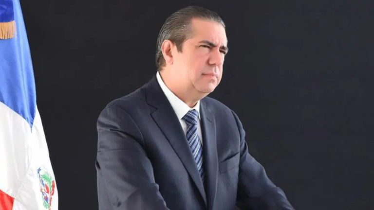 Francisco Javier afirma que encuestas actuales no definen escenario electoral de 2028