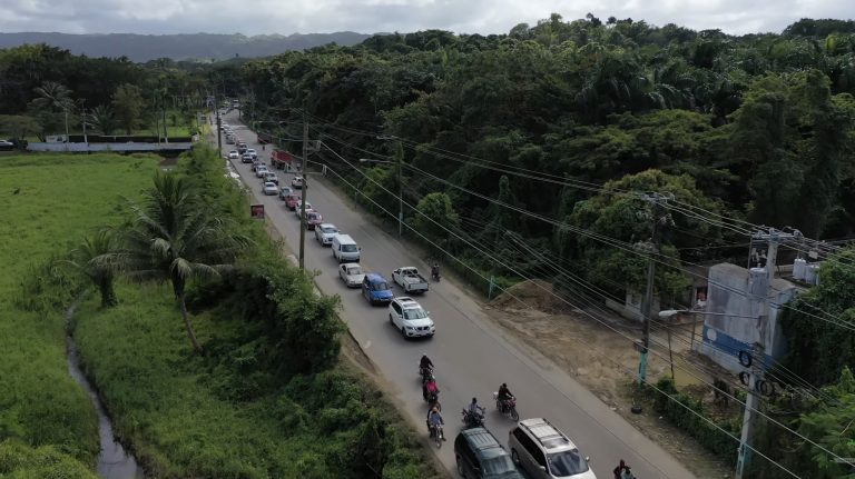Empresarios y sector turístico de Sosúa solicitan reunión urgente con el ministro de obras públicas por grave congestión vehicular