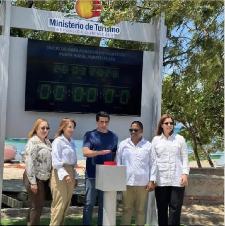 David Collado da primer picazo para parador fotográfico en Punta Rucia con inversión de más de RD$11 millones