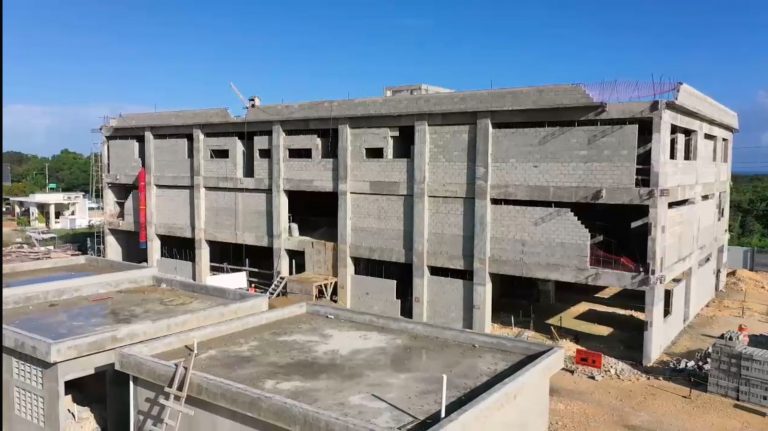 Avanzan a buen ritmo los trabajos del hospital traumatológico de Sosúa