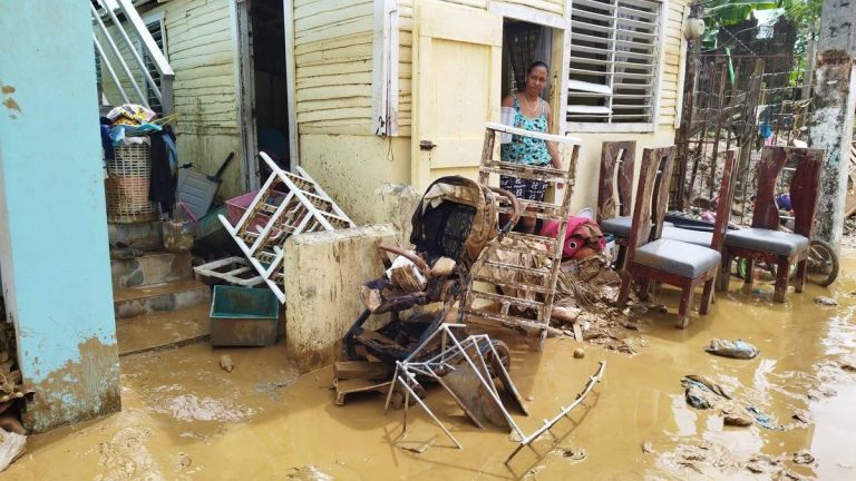 Afectados por inundaciones en Espaillat, Puerto Plata y María Trinidad Sánchez esperan mayores ayudas del Gobierno