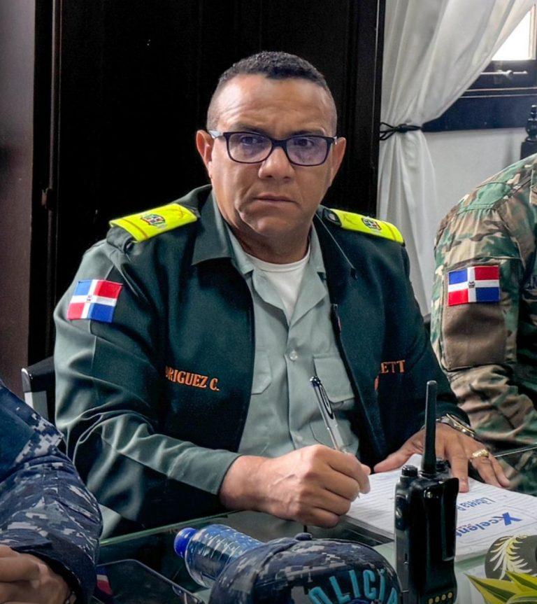 Retiran comandante de la Digesett en Puerto Plata tras 30 años de servicio