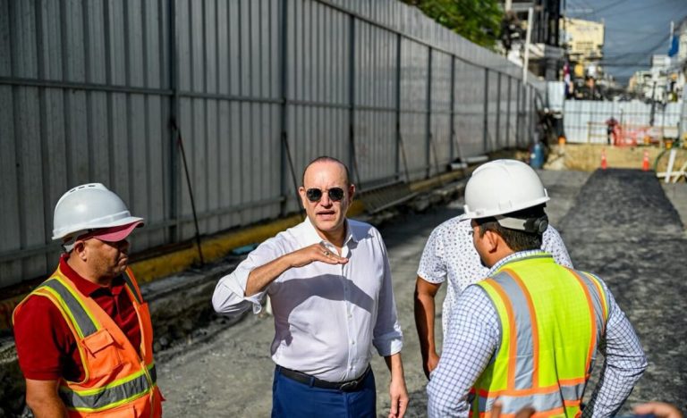 Alcaldía de Santiago reporta avances de remozamiento de la calle Del Sol y anuncia intervención en La Cambronal