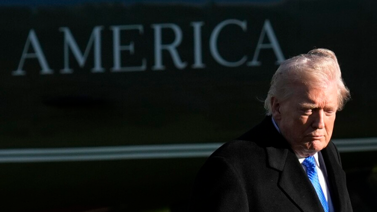 Trump comparte en redes una oferta de Pakistán para mediar entre EE. UU. e Irán