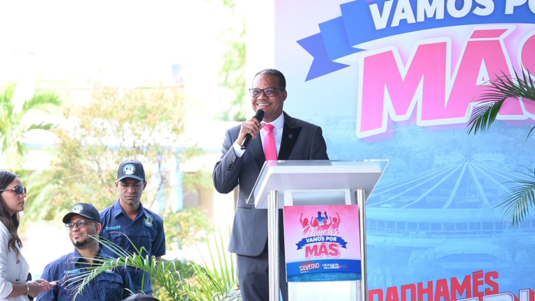 Radhamés Silverio propone fortalecer liderazgo femenino y ampliar políticas de apoyo en la UASD