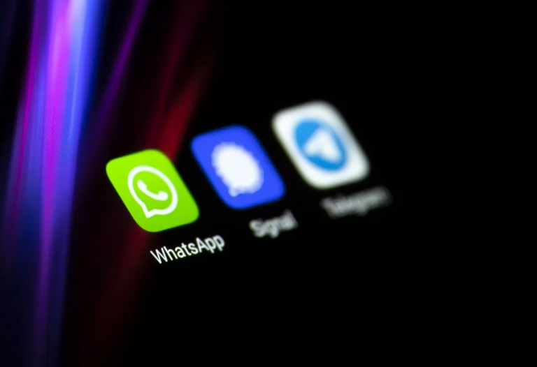 Ante la censura, los rusos buscan alternativas a WhatsApp y Telegram en chats surcoreanos