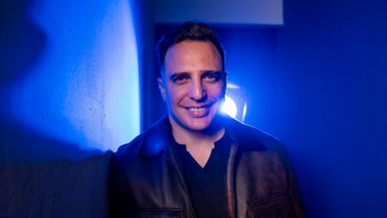 Jaime Viñas transforma lo prohibido en pop con su nuevo sencillo "Fechoría"