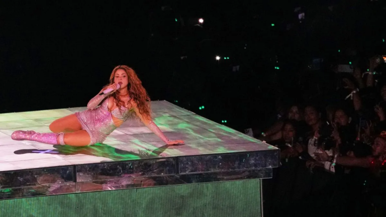 Shakira arrasa y vende más de 500 mil entradas en Madrid