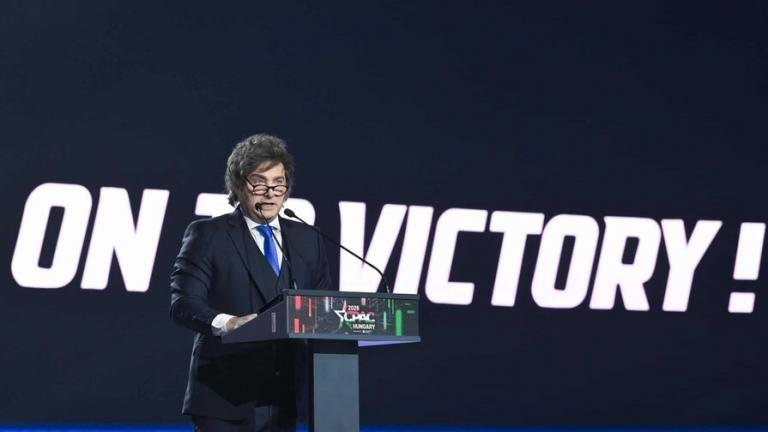 Juez de Argentina suspende parcialmente reforma laboral de Milei