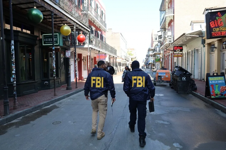 Exagentes del FBI demandan a la Administración Trump por una «campaña de represalias»