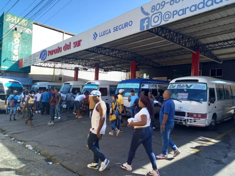 Transportistas asumirán costos ante posibles alzas, advierten autoridades