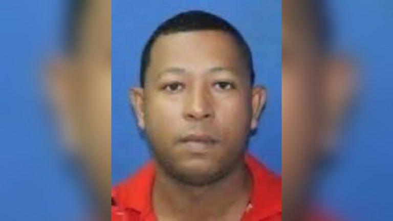 Hombre es hallado sin vida en su vivienda en villa hermosa