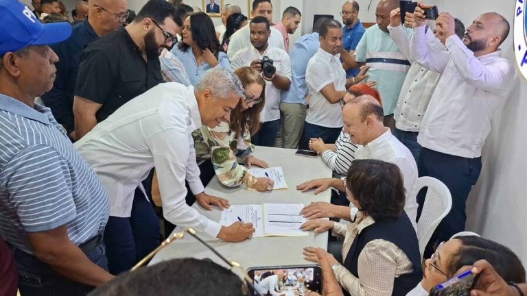 PRM inicia inscripción de aspirantes a cargos internos en Santiago