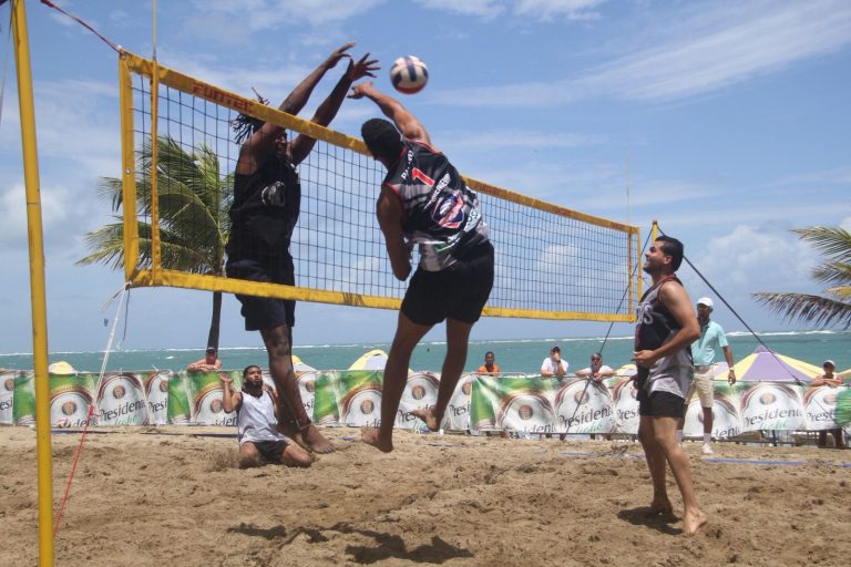 Inicia en Playa Cabarete XVIII versión Voleibol Playero Semana Santa 2026.