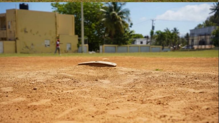 INEFI construye esperanza en Puerto Plata con nuevo estadio para impulsar el béisbol escolar
