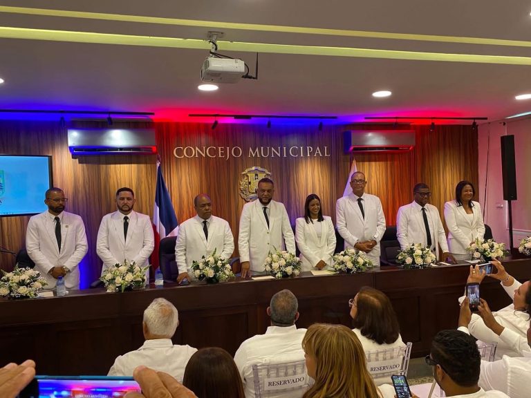 Ayuntamiento de Sosúa elige nuevo bufete directivo en la Sala Capitular