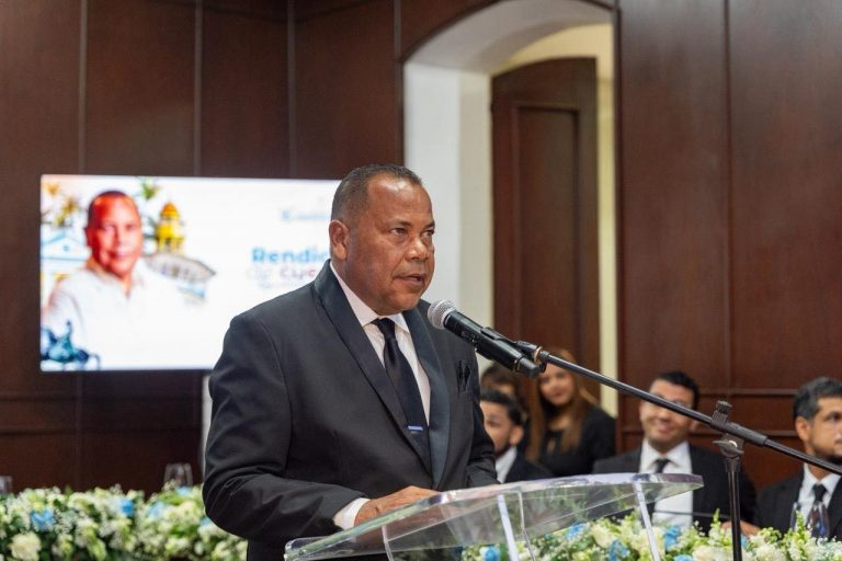 Alcaldes y alcaldesas de Puerto Plata rindieron cuentas al cumplir segundo año de gestión