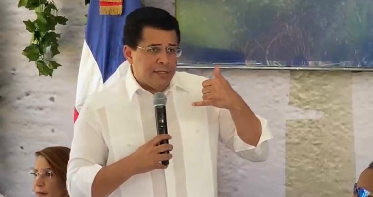 Collado: “Esto no es un anuncio de redes, aquí se invierten bien los fondos del pueblo”