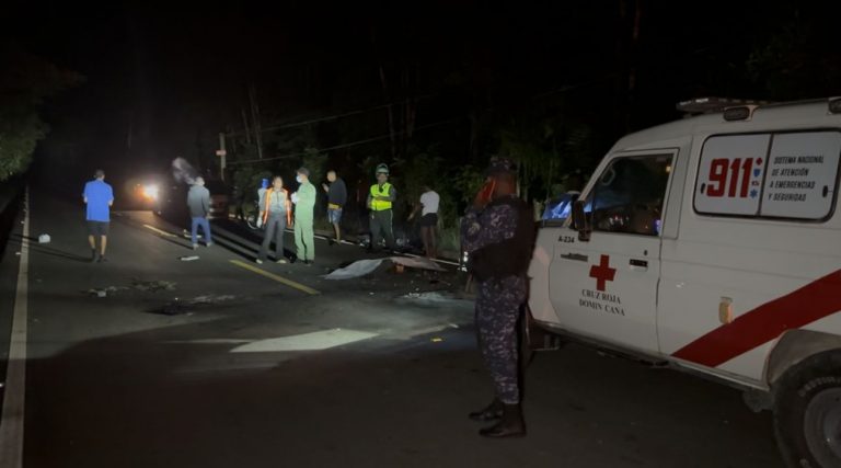 Dos muertos y una herida grave en accidente de motocicletas en carretera Bayaguana–Copey