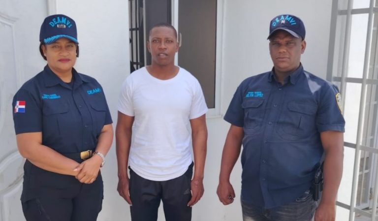 PN pone a disposición de la justicia a hombre acusado de amenazar a su expareja con arma blanca