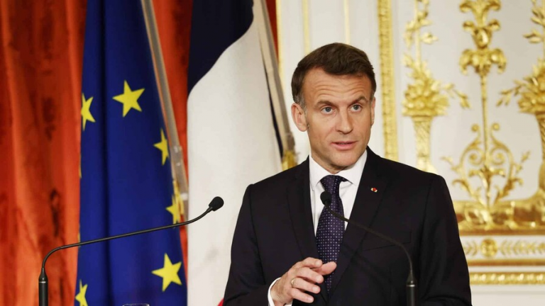 Macron contesta a Trump que Francia "no participa" en la guerra