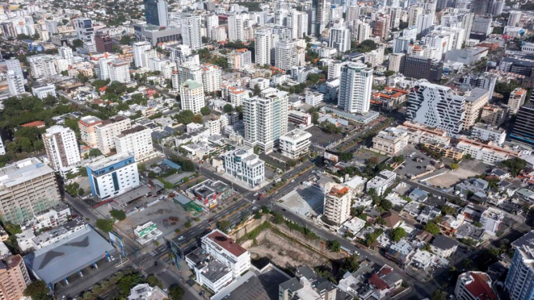 La economía dominicana crece 3.9 % en febrero y marca su mejor ritmo en casi un año