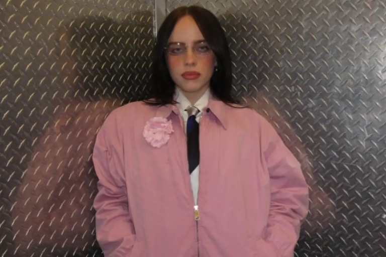 El acosador de Billie Eilish muere atropellado por un tren: así aterrorizó a la cantante