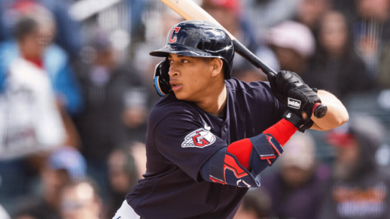 Cleveland sube al prospecto dominicano Juan Brito