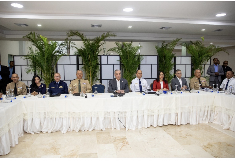 Presidente Abinader encabeza reunión de seguimiento al Plan de Seguridad Ciudadana