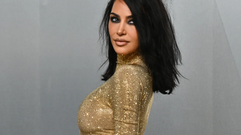 Kim Kardashian confirma su relación con el piloto de Fórmula 1 Lewis Hamilton