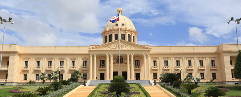 Poder Ejecutivo reactiva el plan de regularización de bancas de loterías y juegos de azar